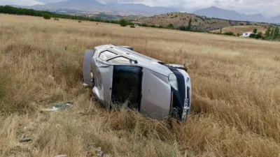 Kısa aralıklarla meydana gelen kazalarda yaralanan 4 kişinin hayati tehlikesi