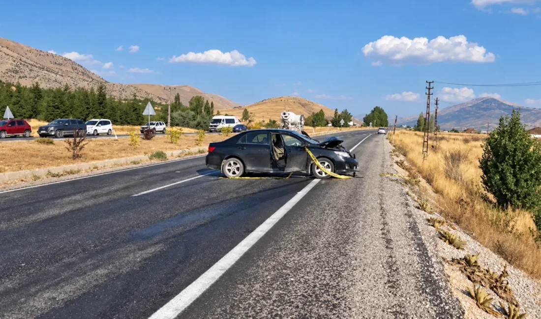 Sürgü Mahallesi’nde otomobille çarpışan motosikletin sürücüsü Ali İhsan Şahin, hastanede