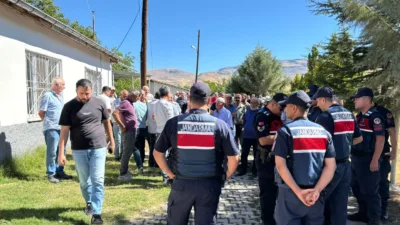Vatandaşların tepkisi üzerine şirket temsilcileri ve noter görevlilerinin toplantısı yapılamadı.