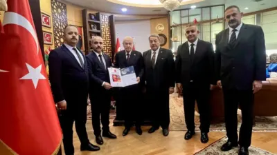 MHP Malatya İl Başkanı Turgay Şengönül ile Milletvekili Mehmet Fendoğlu,