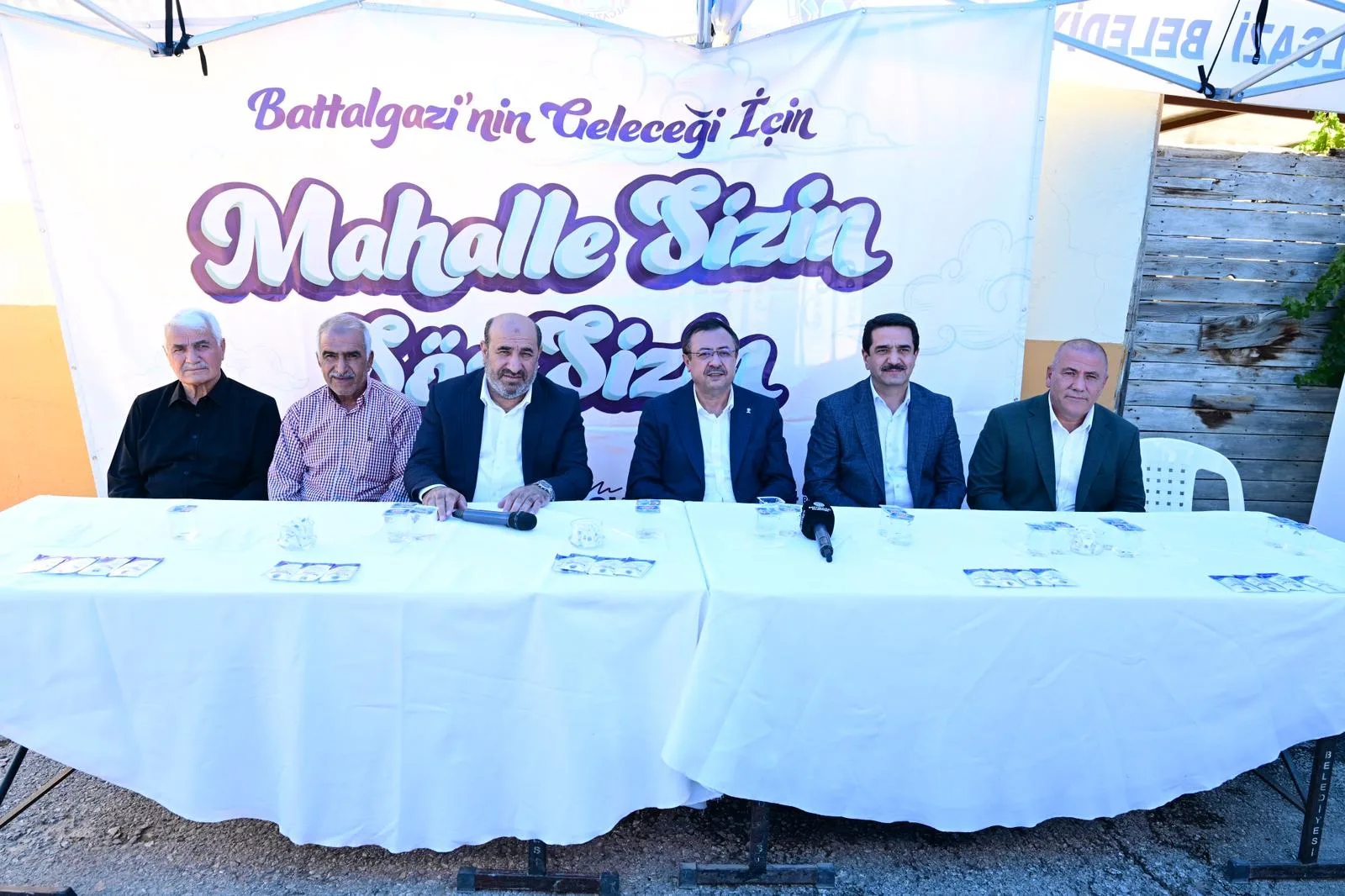 Battalgazi Belediye Başkanı Bayram Taşkın’ın mahalle buluşması Kadıçayırı Mahallesi’nde gerçekleştirildi.