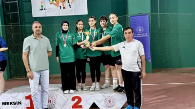 Anadolu Yıldızlar Ligi Türkiye Finali’nde mücadele eden Malatya Kız Badminton