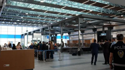 26 bin 765 metrekarelik yeni terminalle havalimanının yıllık yolcu kapasitesi