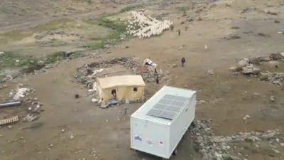 2 bin 600 rakımlı yaylalarda göçer aileler, taşınabilir çoban evleriyle