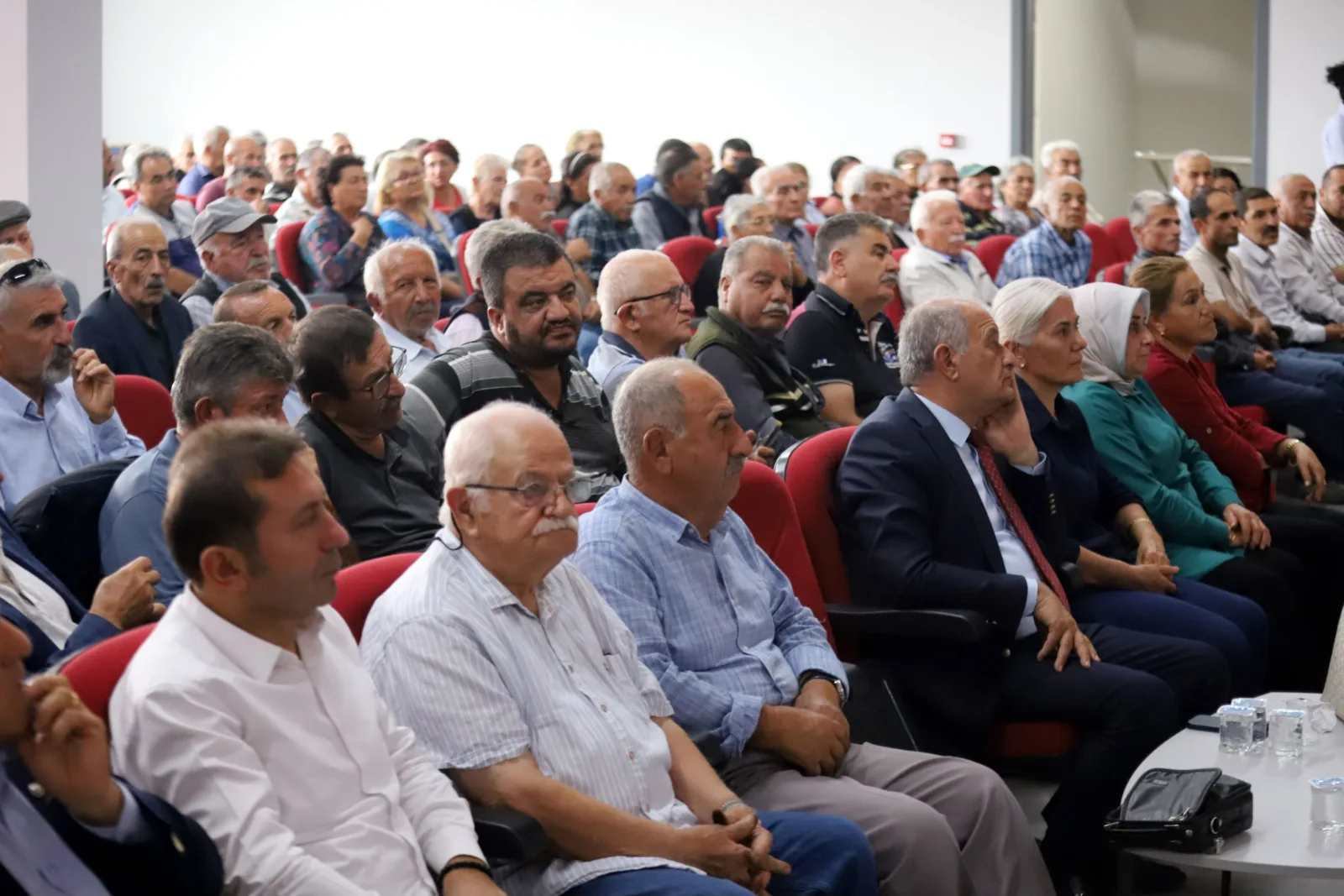 Ön seçimde 230 üye oy kullandı; Sedat Öztürk 198 oy