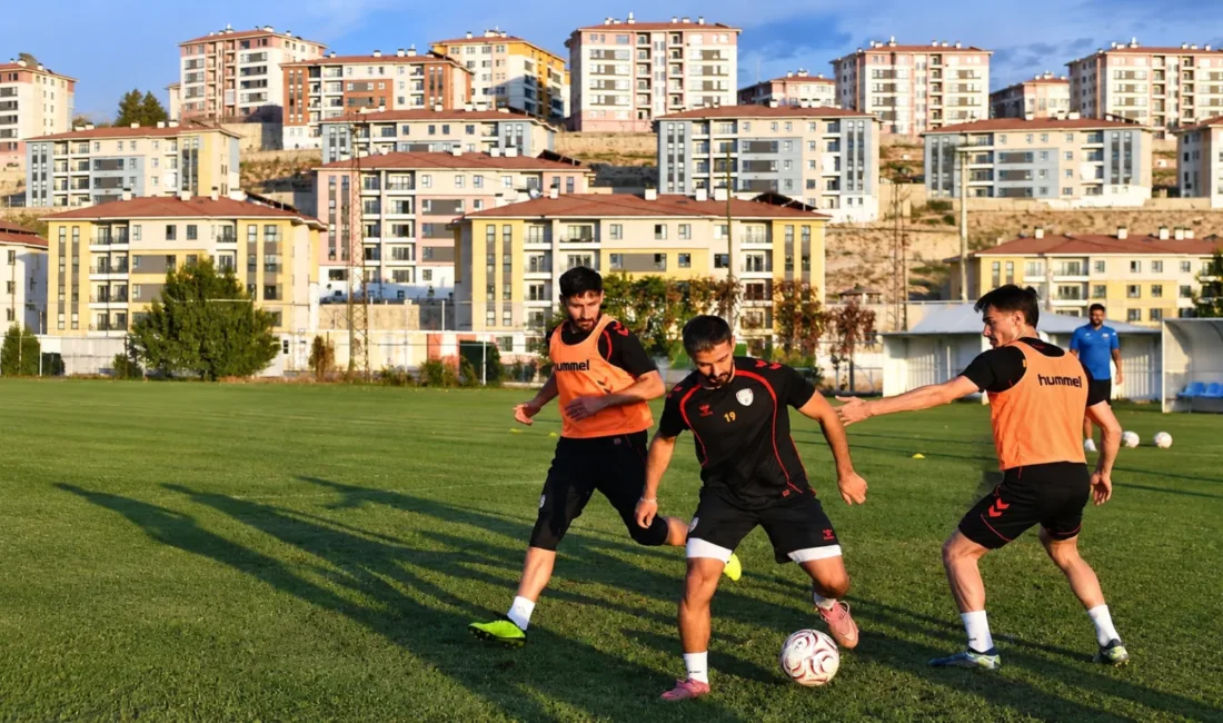 İlk 3 maçını kazanan Malatya ekibi, Adanaspor karşılaşması öncesi hazırlıklarını