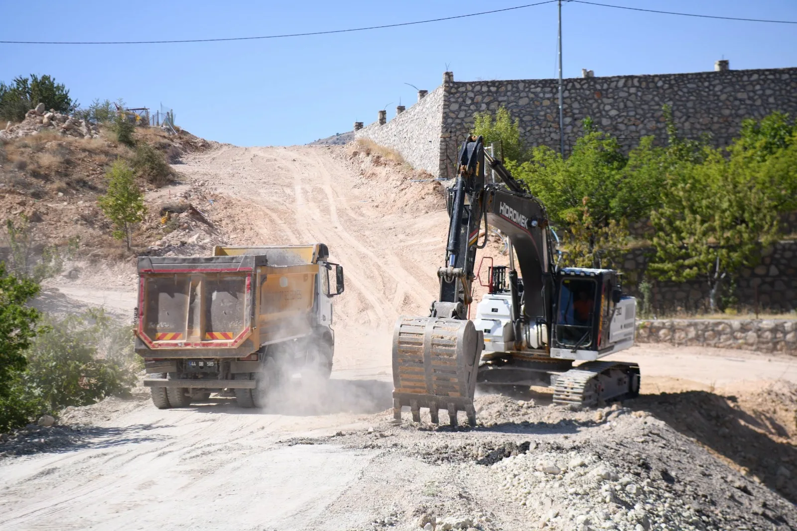 Yeşilyurt Belediyesi, son 2,5 yılda ulaşım yatırımlarına 3 milyar TL’den