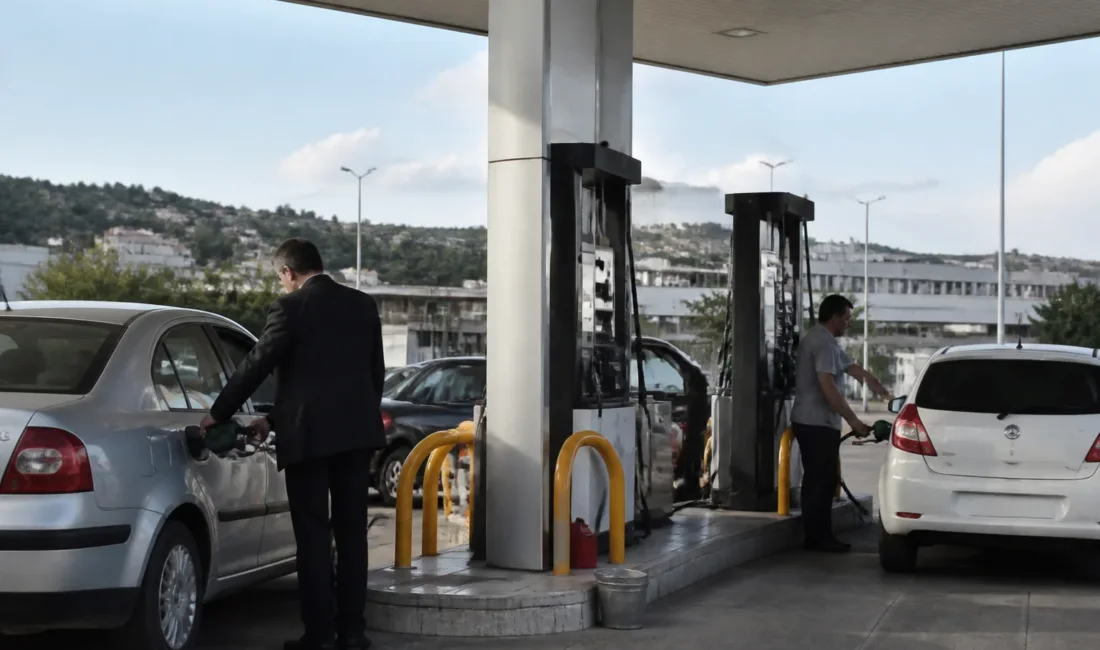 Motorinin litre fiyatı 5,57 TL düşerken benzin ve LPG fiyatlarında