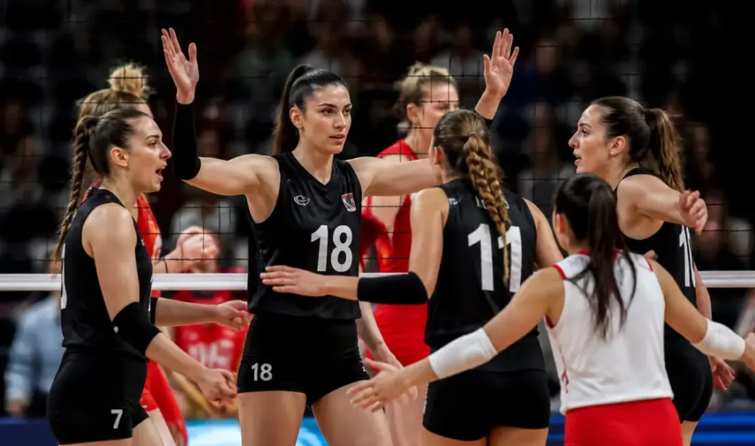 Türkiye, Avrupa Voleybol Şampiyonası Son 16 turunda Azerbaycan’ı 3-0 mağlup