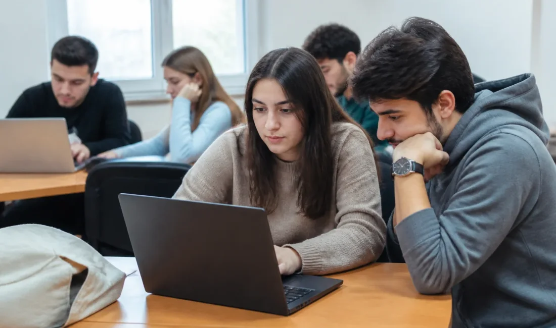 2026-2027 dönemi için tek başvuru tarihi yok; takvim üniversitelerin ilanlarına