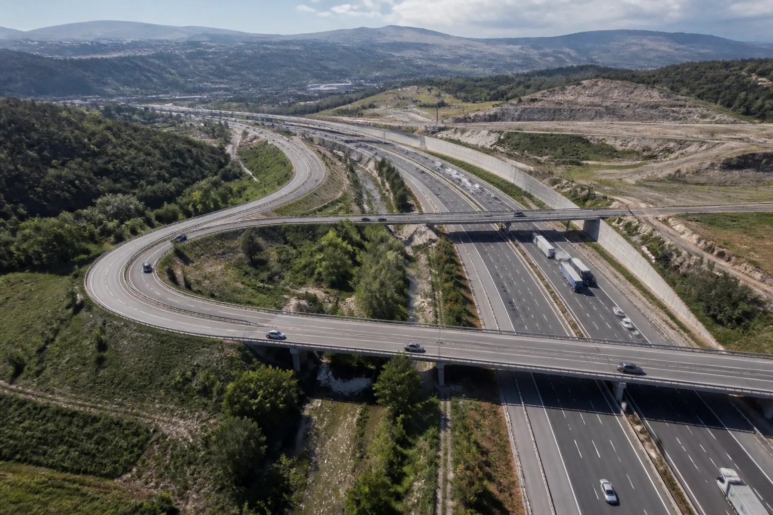 Resmî Gazete’de yayımlanan karar, otoyolların 30 yıllık dönem için özelleştirme