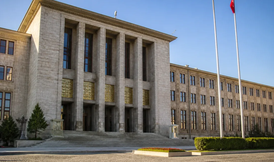 Özel, 15 maddelik kanun teklifinin 1 Ekim sonrası gündeme alınmasını