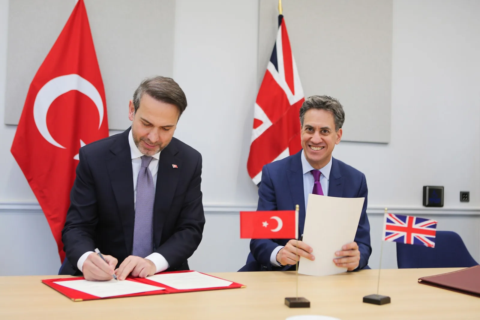 Bayraktar, ekim ve kasım aylarında doğalgaz fiyatlarında değişiklik planlamadıklarını açıkladı.