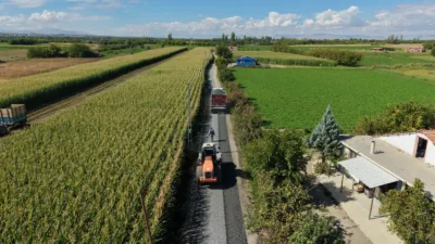 Battalgazi Belediyesi, Kadıçayırı Mahallesi’ndeki güzergâhta ikinci kat sathi asfalt kaplamayı