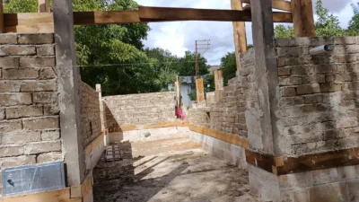 ÇEKÜL Temsilcisi Bekir Sözen, yarım kalan restorasyonların tarihi yapılarda yıpranmayı