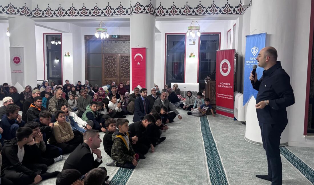 Programda vatandaşlara ilk yardım, dolandırıcılıkla mücadele, sosyal medya kullanımı ve