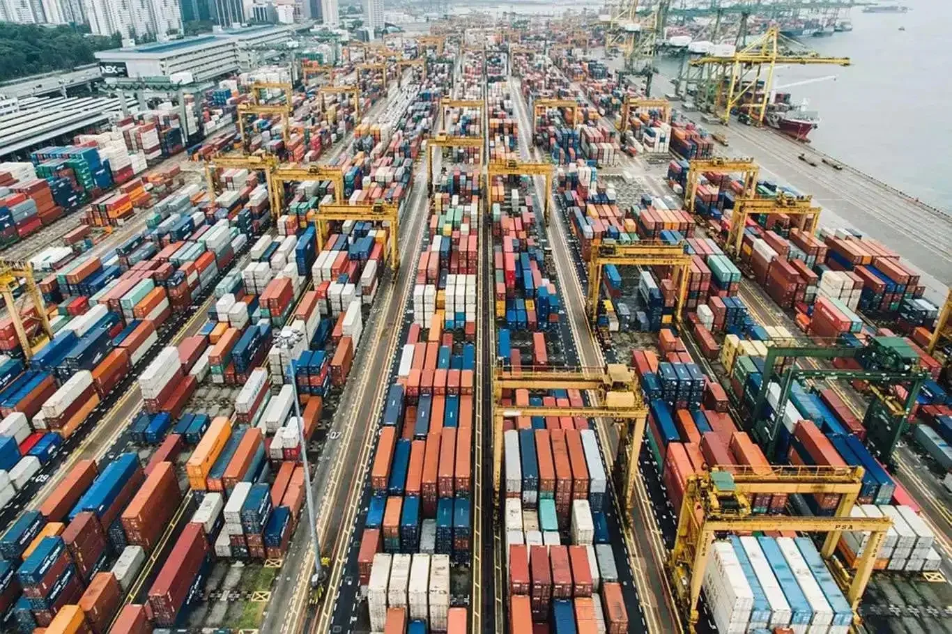 Eylülde ihracat 25 milyar 967 milyon dolara çıkarken dış ticaret