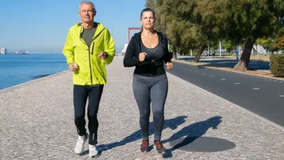 Uzmanlara göre haftada dört ila beş gün, 20-30 dakikalık yürüyüş
