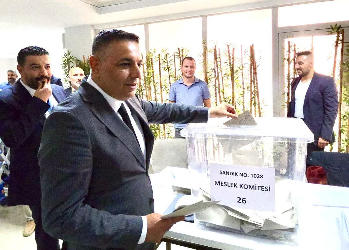 Resmî olmayan sonuçlara göre 33 meslek grubunun 20’sini Sadıkoğlu’nun listeleri