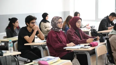 Kernek Vahap Küçük Külliyesi’ndeki kurslarda öğrenciler ders, etüt ve 41