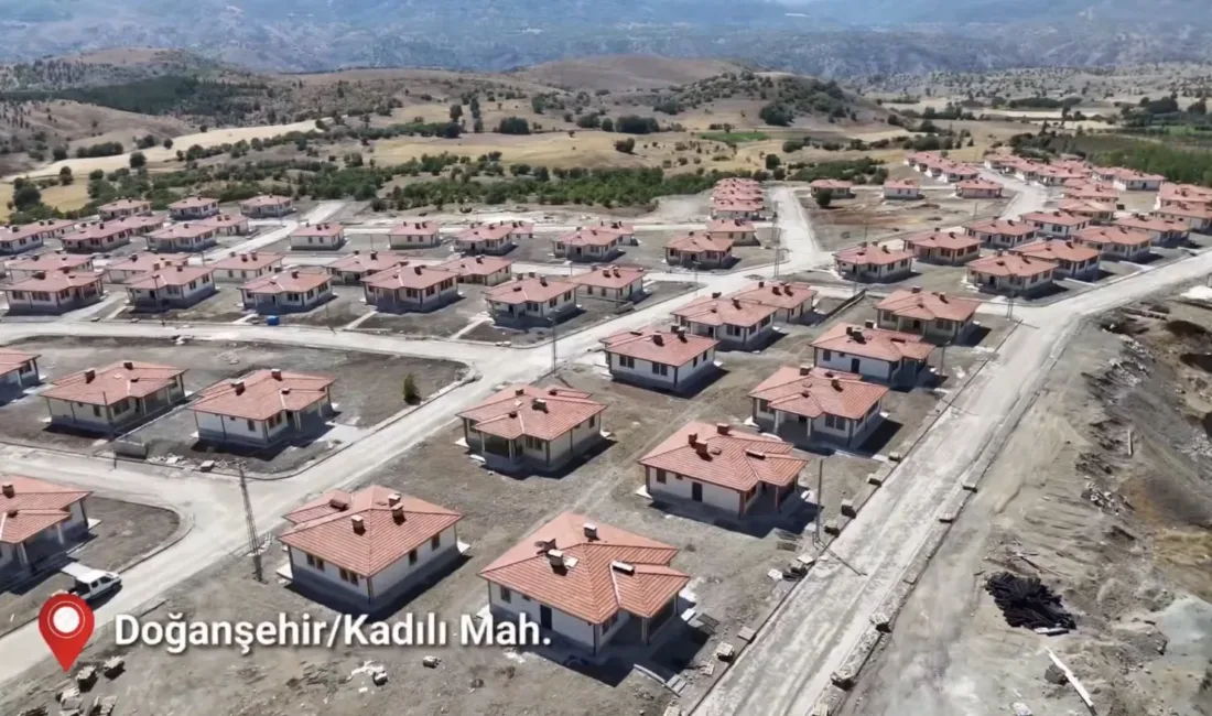 Deprem sonrası tamamlanan konutların anahtarları, 8 Ekim Perşembe günü beş