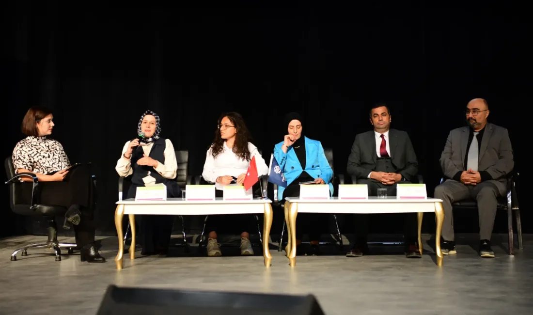Tazelenme Üniversitesi ve YAŞAT iş birliğiyle düzenlenen programda yaşlılara yönelik