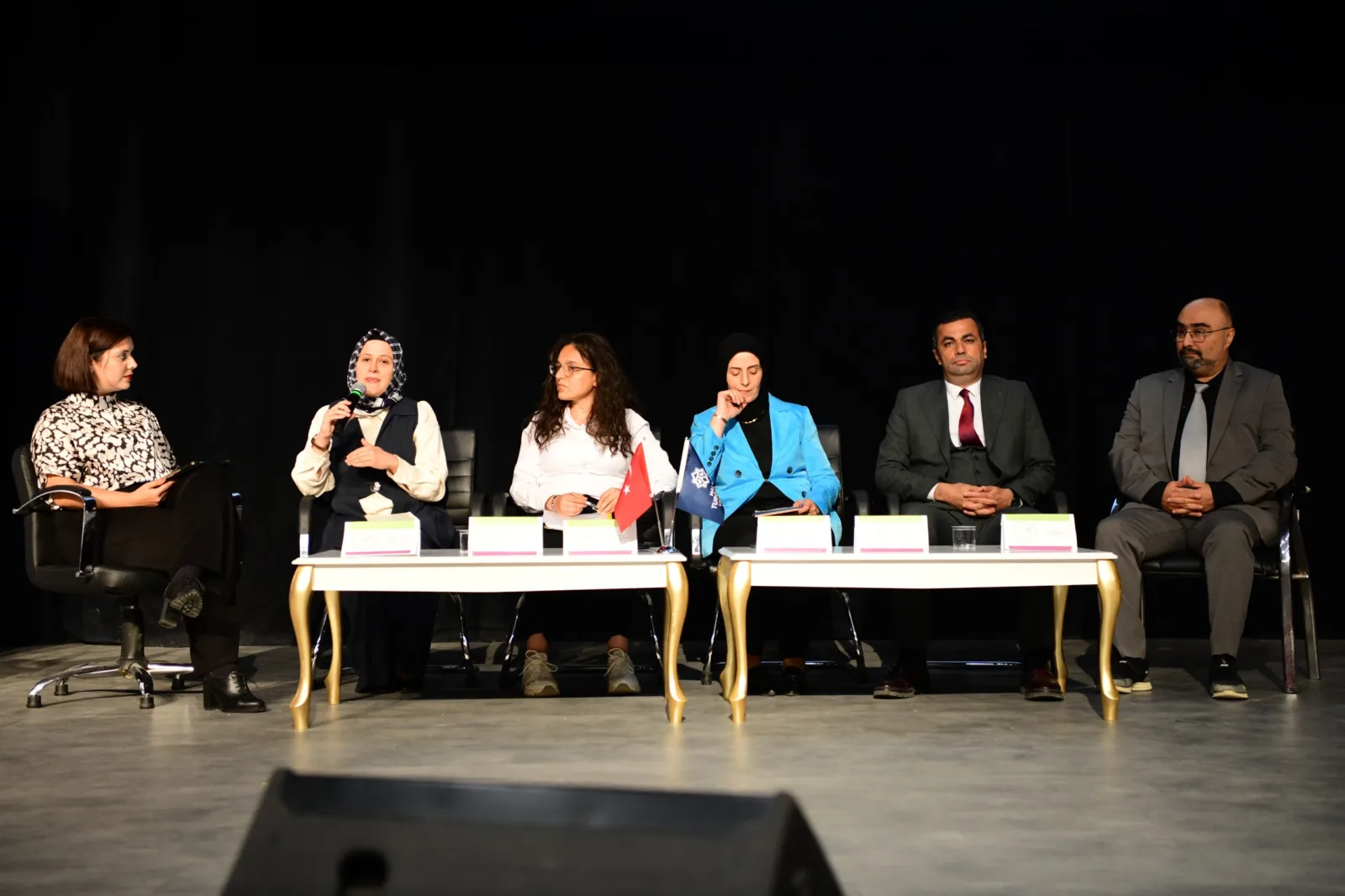 Tazelenme Üniversitesi ve YAŞAT iş birliğiyle düzenlenen programda yaşlılara yönelik