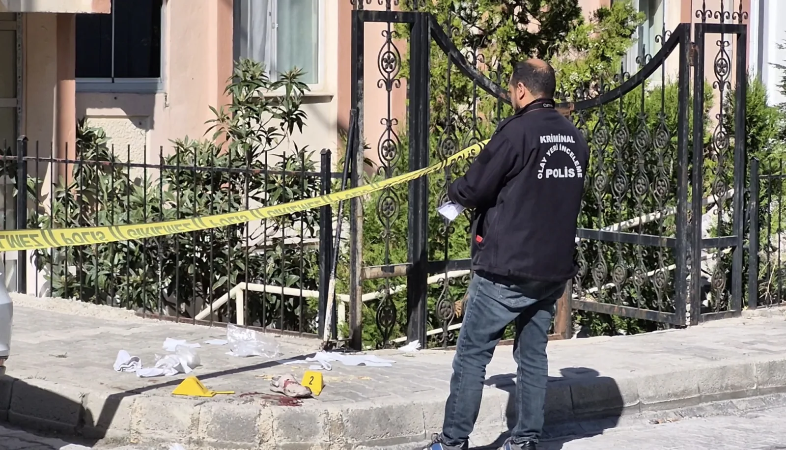 Uzaklaştırma kararı bulunduğu öğrenilen 63 yaşındaki Hasan K.’nin saldırısında 5