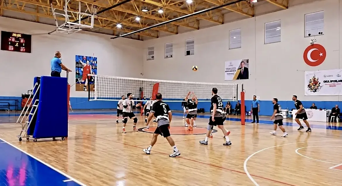 Kamu Sporları Voleybol Müsabakaları’nda Malatya İl Millî Eğitim Müdürlüğü birinci,