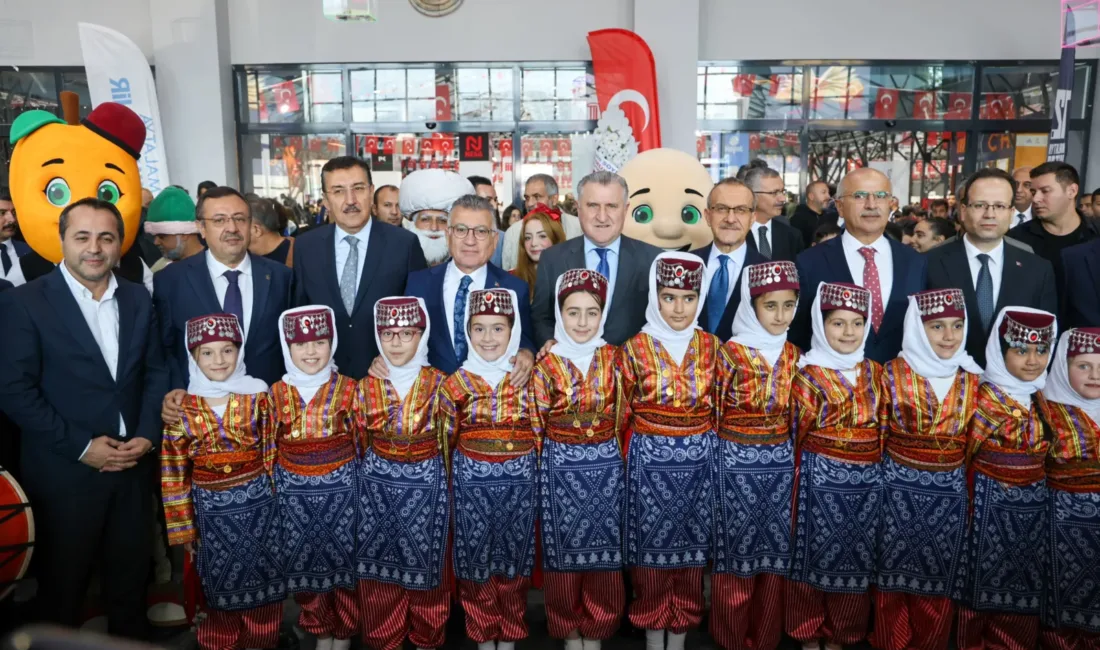 12. Anadolu Kitap ve Kültür Fuarı, yaklaşık 300 yayınevi ve