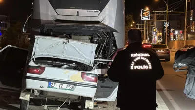 Buhara Bulvarı’ndaki kazada yaralılardan birinin durumunun ağır olduğu öğrenildi.
