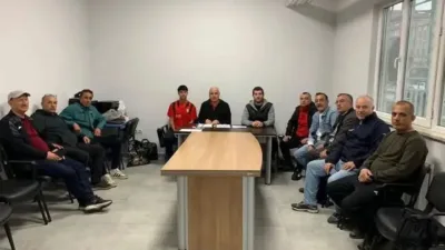 5 Aralık 2026’da başlayacak ligde takımlar 3 grupta mücadele edecek;