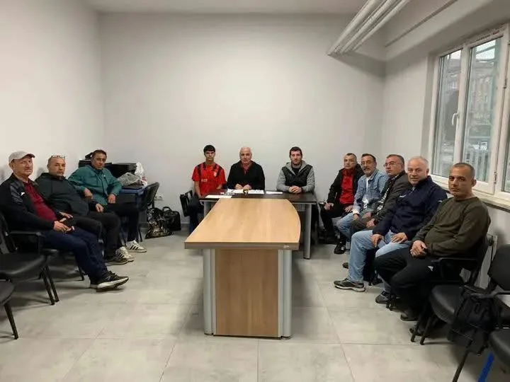 5 Aralık 2026’da başlayacak ligde takımlar 3 grupta mücadele edecek;