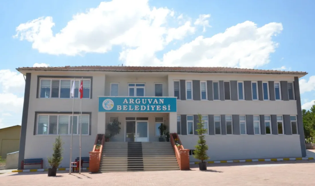 Raporda 486 taşınmazın kayıtlara alınmadığı, 101 kiralamada teminat alınmadığı ve