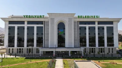 Raporda 648 yapıya ilişkin yıkım kararları, tahsil edilemeyen cezalar ve