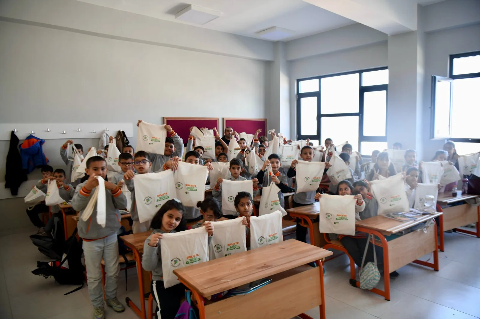Yeşilyurt Belediyesi, öğrencilerle sıfır atık, geri dönüşüm ve iklim değişikliği