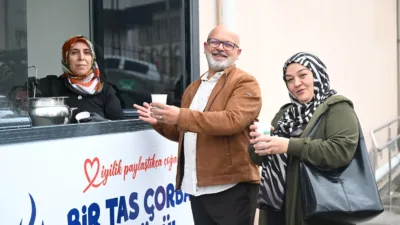 Hasan Çalık Devlet Hastanesi önündeki ikram, her gün 08.00-10.00 saatleri